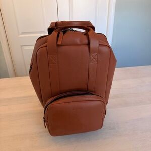 Metro Backpack - Mahogany